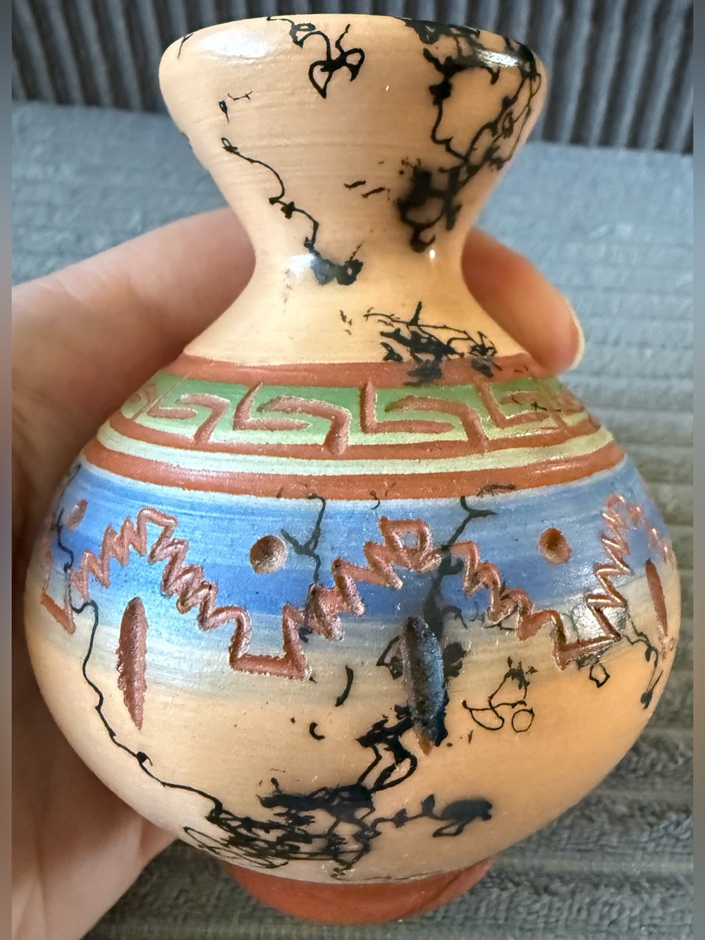 Vintage Navajo Horse Hair Pottery Vase Artist Ronald Smith Ceramic Clay